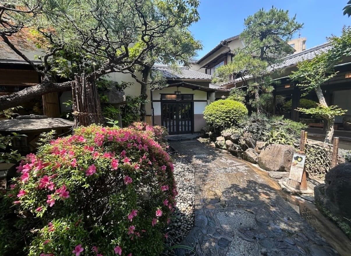 Atsuta Horaiken, Atsuta, Nagoya