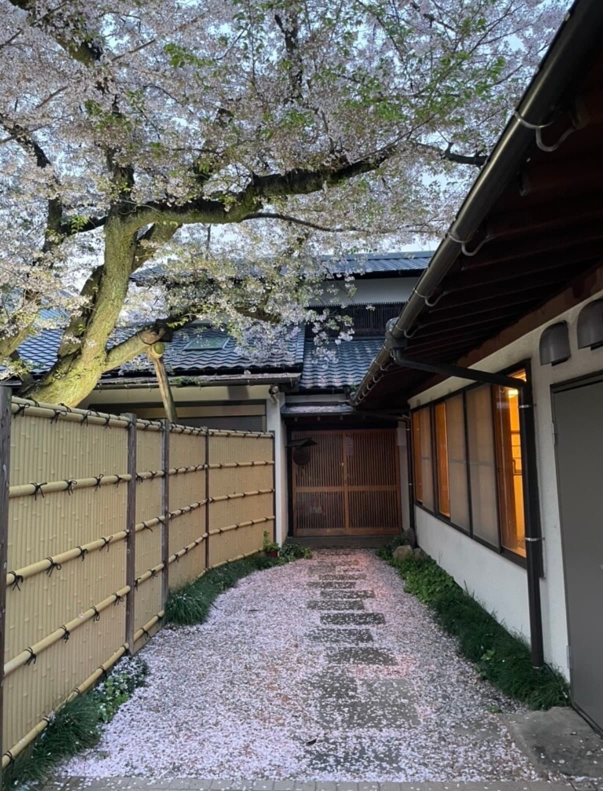Hakata Suigetsu, Hirao, Fukuoka